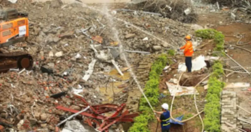 Hà Nội Khẩn Trương Phá Dỡ Công Trình Tại 61 Đinh Tiên Hoàng Để Xây Quảng Trường - Công Viên