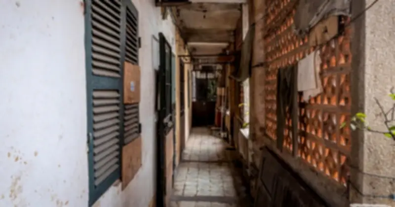 Hà Nội: Khu tập thể cũ xuống cấp, cuộc sống người dân đối mặt nhiều thách thức