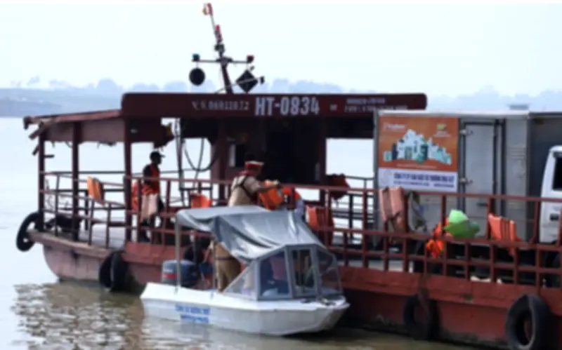 Hà Nội kiểm tra loạt bến đò, phát hiện 163 điểm nguy cơ ô nhiễm bụi