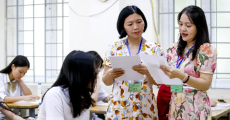 Hà Nội nghiêm cấm các trường thu tiền giữ chỗ, đặt cọc tuyển sinh lớp 10