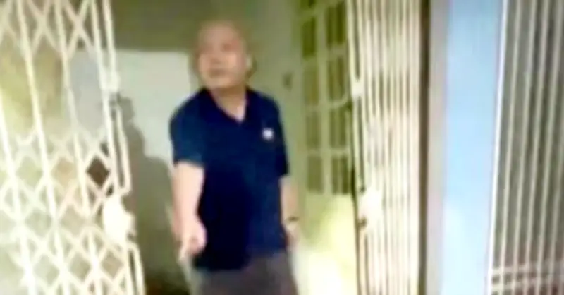 Hà Nội: Người mẹ bế con nhỏ bị hàng xóm hành hung sau 2 ngày chuyển về nhà mới