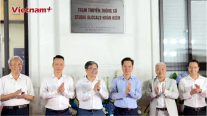 Hà Nội ra mắt trạm truyền thông số, đưa chính sách đến gần dân qua video và livestream