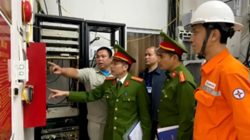 Hà Nội thiết lập 'vành đai thép' phòng cháy tại các điểm bầu cử