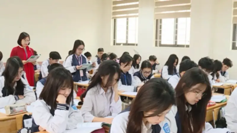 Hà Nội tiến hành khảo sát chất lượng học sinh phục vụ thi tốt nghiệp