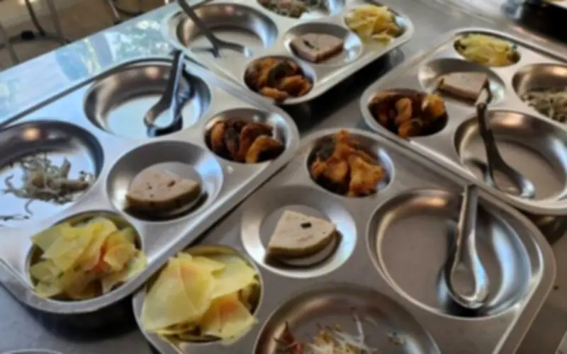 Hà Nội tăng cường kiểm soát thực phẩm bán trú sau vụ lợn bệnh