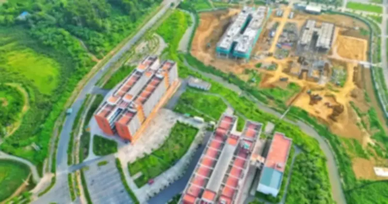 Hà Nội triển khai giải pháp giãn mật độ sinh viên, phát triển khu đô thị đại học