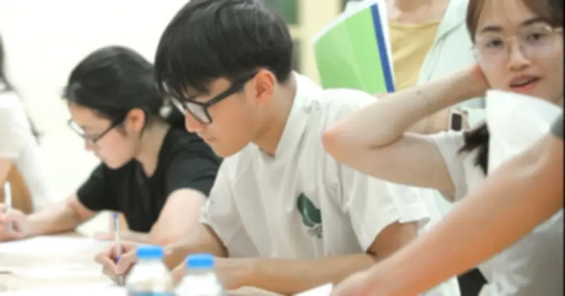 Hà Nội triển khai đăng ký lớp 10 trực tuyến với tài khoản VneID