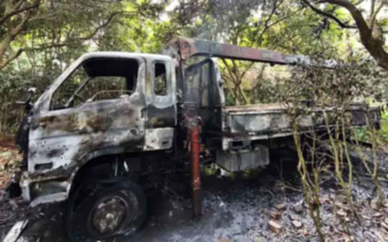 Hà Nội: Xe tải mắc dây điện rơi xuống bốc cháy, một người tử vong