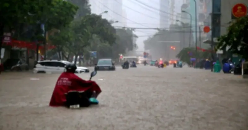 Hà Nội đề xuất mô hình 'thành phố bọt biển' để giảm ngập úng đô thị từ 2026