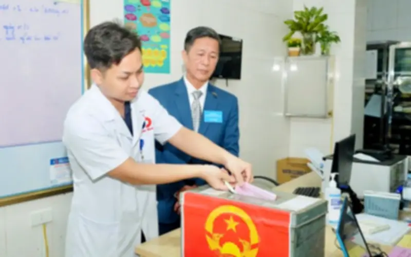 Hộ Phiếu Phủ Đến Tận Buồng Bệnh, Đảm Bảo Quyền Bầu Cử Của Mọi Công Dân