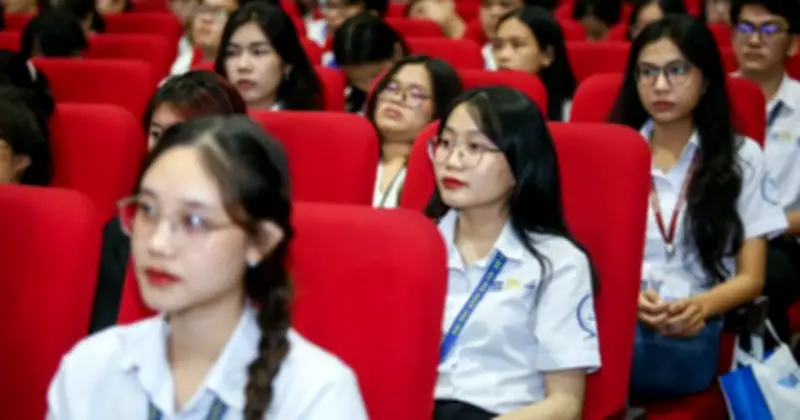 ĐH Quốc gia TP.HCM công bố chính sách ưu tiên tuyển sinh mới cho 149 trường THPT