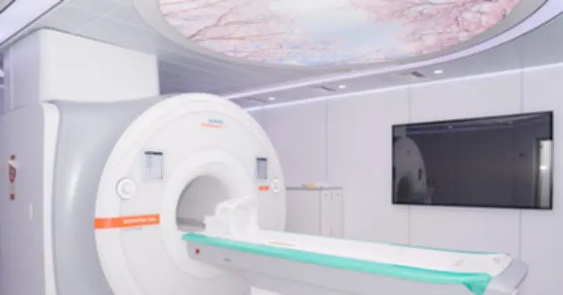 Hệ thống MRI 3.0 Tesla đầu tiên tại Việt Nam: Trải nghiệm nhẹ nhàng, chẩn đoán chính xác