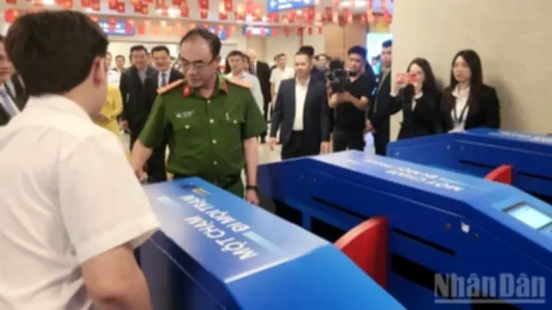 Hệ thống soát vé tự động Hà Nội: Nền tảng vững chắc cho vé điện tử liên thông