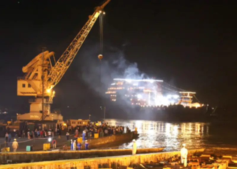 Hạ thủy tàu dịch vụ điện gió ngoài khơi hiện đại, thân thiện môi trường