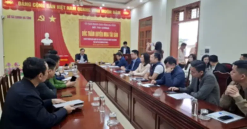 Hà Tĩnh bán thành công gần 30kg vàng tịch thu từ buôn lậu cho doanh nghiệp Nghệ An