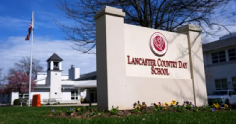 Hai thiếu niên Mỹ bị xử phạt vì dùng AI tạo ảnh khiêu dâm từ ảnh nữ sinh