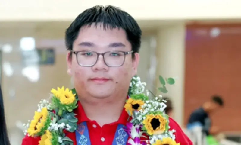 Học sinh Hà Nội - Amsterdam lọt đề cử Gương mặt trẻ Việt Nam tiêu biểu 2025