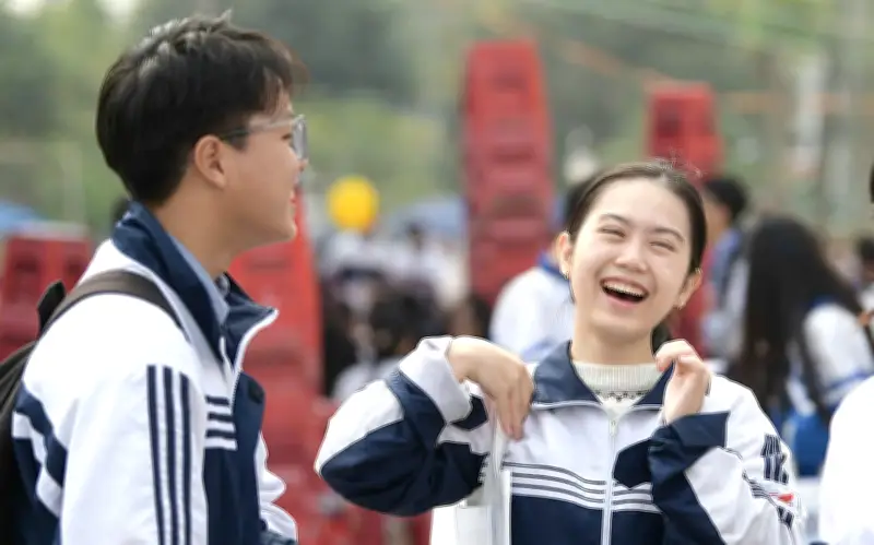 Học Sinh Lớp 12 Vật Lộn Giữa Đam Mê Và Áp Lực Gia Đình Trong Chọn Nghề