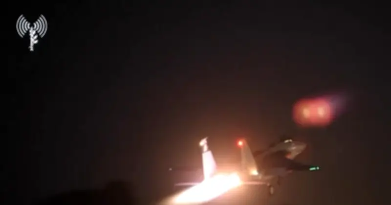 Hezbollah Phóng Tên Lửa Vào Israel, IDF Đáp Trả Bằng Không Kích Ngoại Ô Beirut