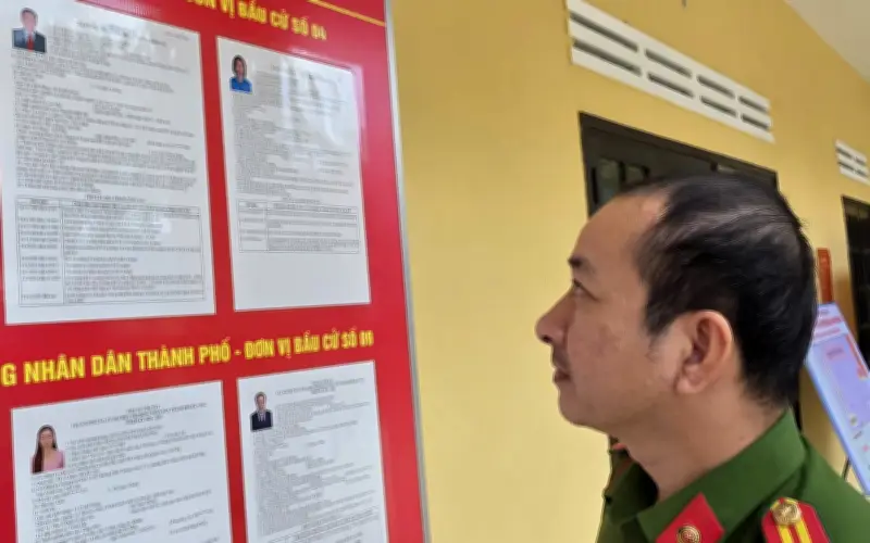 Hội An Đông: Đi từng nhà rà soát cử tri, chuẩn bị kỹ lưỡng cho ngày bầu cử