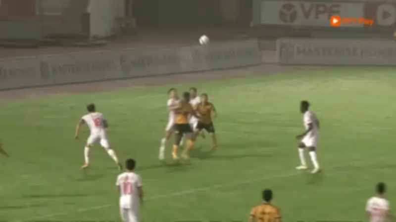 Hải Phòng 3-3 Thanh Hóa: Bữa tiệc bàn thắng tại sân Lạch Tray