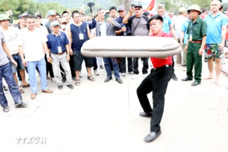 Hải Phòng gìn giữ nét đẹp văn hóa truyền thống qua trò chơi dân gian pháo đất