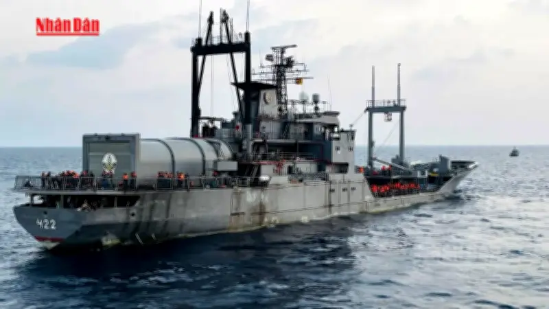 Hải quân Iran mở rộng ảnh hưởng, tàu chiến cập cảng Ấn Độ và Sri Lanka