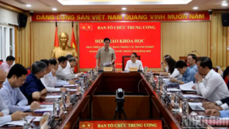 Hội thảo nhấn mạnh vai trò phát triển tổ chức đảng trong doanh nghiệp ngoài nhà nước