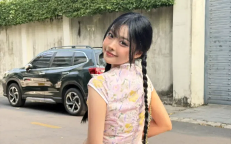 HIEUTHUHAI trở lại với MV 'Người im lặng gặp người hay nói', gây sốt cùng người mẫu Joan Tina