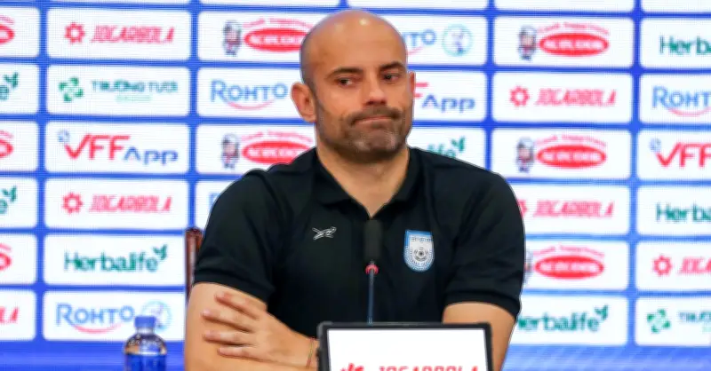 HLV Bangladesh Javier Cabrera: 'Việt Nam là đội hay nhất Đông Nam Á'