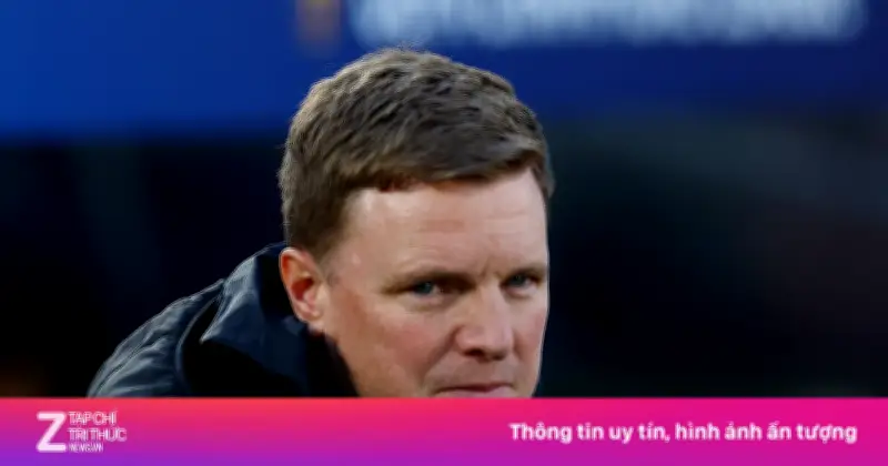 HLV Eddie Howe Lặp Lại Lịch Sử Đen Tối Của Gary Neville Tại Camp Nou