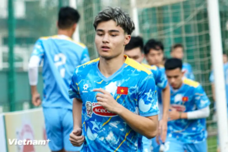 HLV Đinh Hồng Vinh: Morić có cơ hội góp mặt trong đội hình U23 Việt Nam