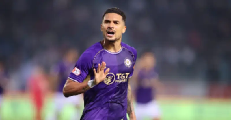 HLV Kim Sang Sik: 'Hoàng Hến lên tuyển Việt Nam, tôi tính gì đâu Malaysia'