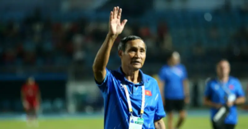 HLV Mai Đức Chung chính thức nhận trách nhiệm, chia tay đội tuyển nữ Việt Nam