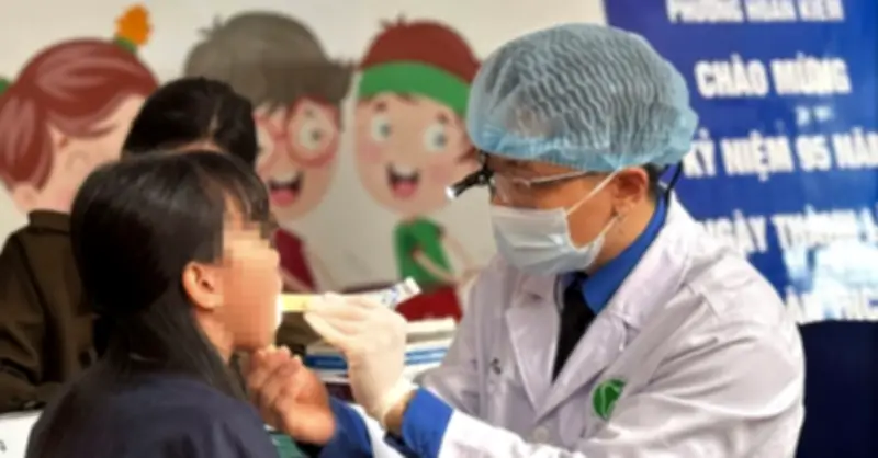 Hơn 1.600 người tham gia mít tinh hưởng ứng Ngày Sức khỏe Răng miệng Thế giới tại Hà Nội