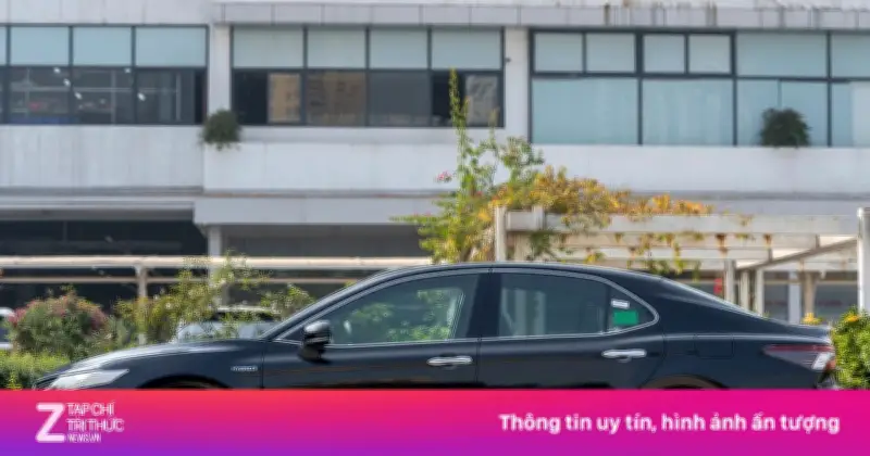 Hơn 2.000 xe Toyota Camry tại Việt Nam bị triệu hồi do lỗi camera nguy hiểm
