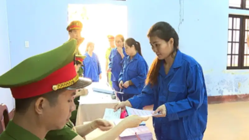 Hơn 580 Người Bị Tạm Giữ, Tạm Giam Thực Hiện Quyền Bầu Cử Tại Huế