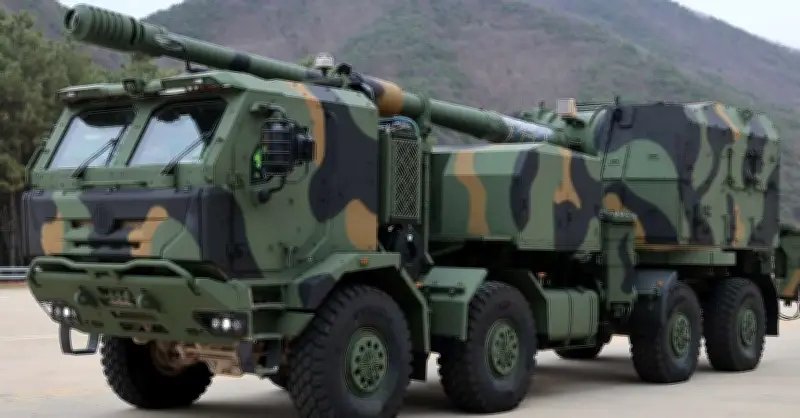 Hàn Quốc trình làng pháo tự hành K9 bánh lốp, thách thức thị trường vũ khí NATO