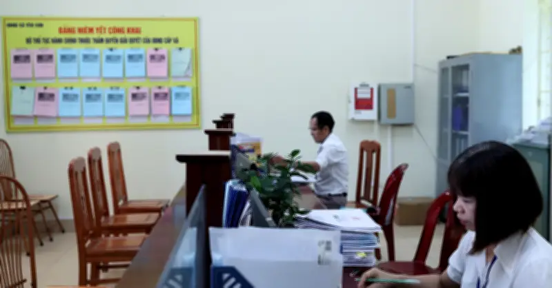 Hướng dẫn chi tiết chế độ phụ cấp cho cán bộ vùng khó khăn sau sáp nhập đơn vị