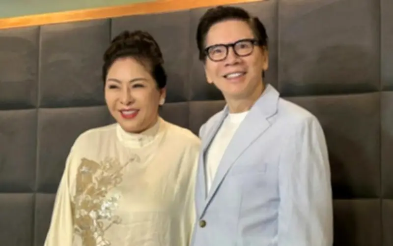 Hướng Hoa Cường Giao 500 Tỷ HKD Cho Con Dâu, Con Trai Chỉ Nhận Trợ Cấp Hàng Tháng