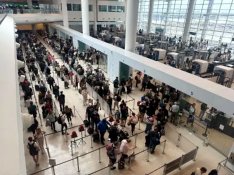 Hàng Loạt Sân Bay Mỹ Rơi Vào Cảnh Hỗn Loạn Do Chính Phủ Đóng Cửa Kéo Dài