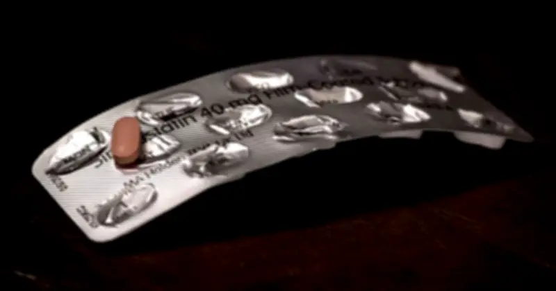 Hàng triệu người có thể cần dùng thuốc hạ cholesterol từ tuổi 30: Lý do và khuyến cáo mới