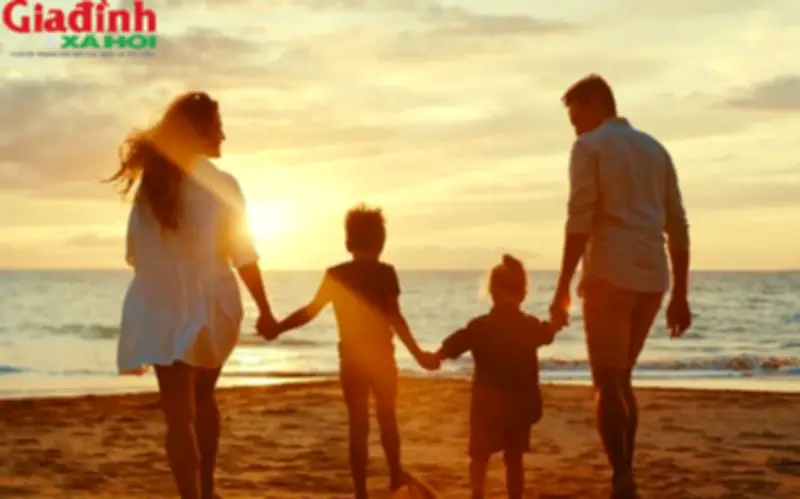 Hạnh phúc gia đình không cần tiền tài, chỉ cần 4 điều giản đơn này