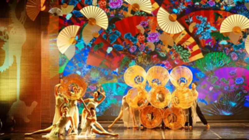 Hành Trình Bền Bỉ Của Nghệ Sĩ Trẻ Đưa Văn Hóa Việt Hòa Nhịp Đương Đại