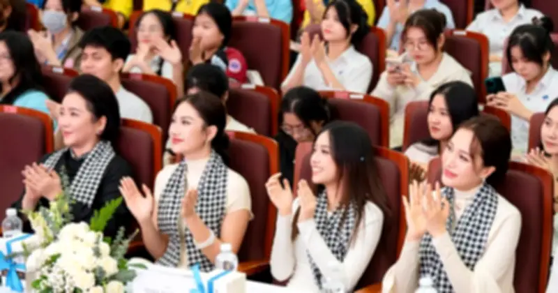 Hành Trình Từ Trái Tim 2026: Trao Sách, Kiến Tạo Tương Lai Cho Thanh Niên Việt