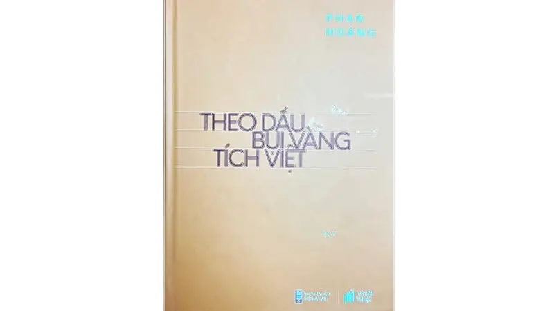 Hành Trình Theo Dấu Bụi Vàng: Khám Phá Bản Sắc Việt Qua Trang Sách