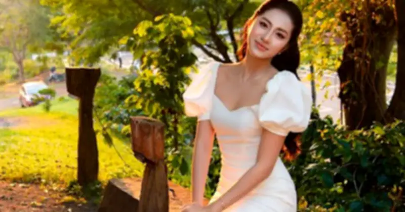 Hoa hậu Hà Trúc Linh rạng rỡ đọ sắc cùng các mỹ nhân tại sự kiện văn hóa Đắk Lắk