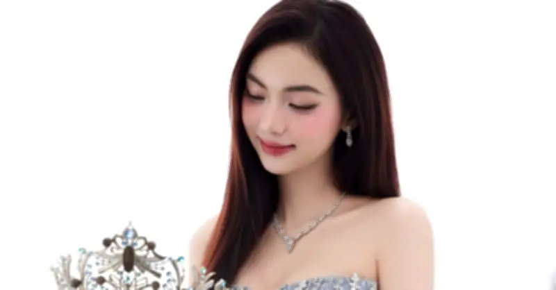 Hoa hậu Hoàng Ngọc Như: Hành trình lột xác và cuộc sống tự lập sau đăng quang