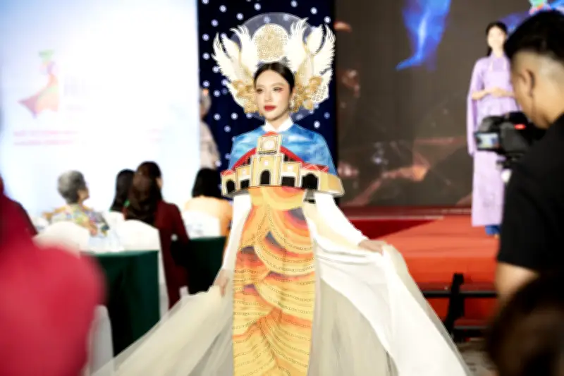 Hoa hậu Tô Diệp Hà tái xuất sân diễn, nhan sắc thăng hạng gây bất ngờ