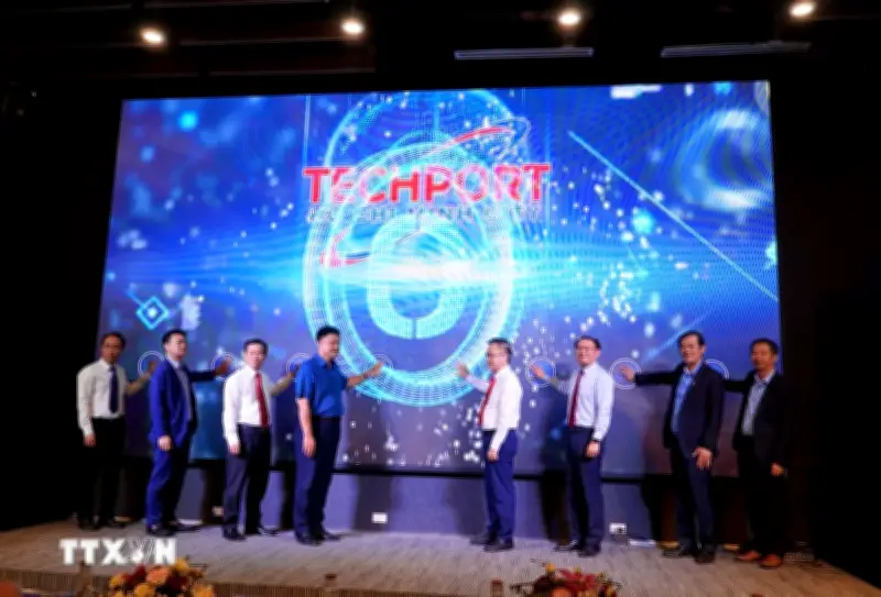 Hoàn thiện hạ tầng trung gian: Đòn bẩy cho thị trường khoa học và công nghệ Việt